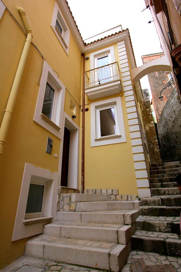 Il Viaggiatore Gaeta Medievale B&B Екстериор снимка